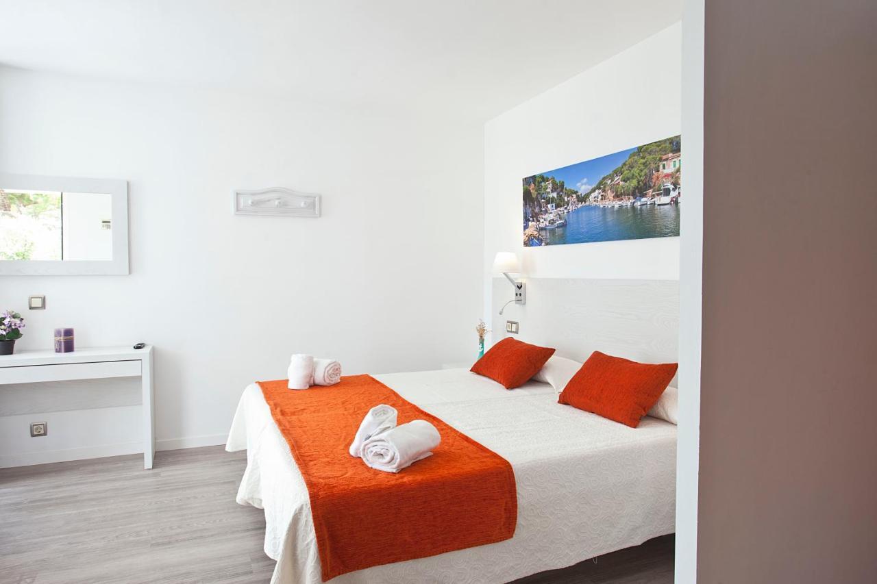 Apartamentos Ferrera Pins Cala d'Or Exterior foto